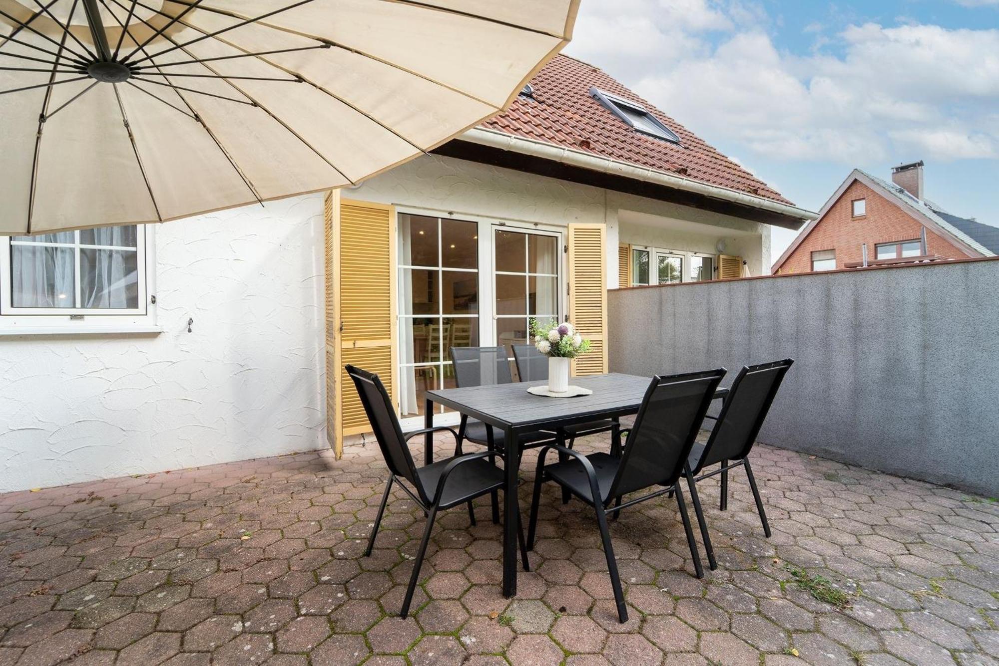 Reiher 1 Sued Grömitz Buitenkant foto